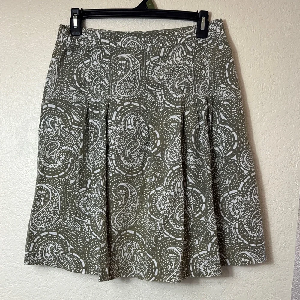 Gap Paisley Print Skirt in Green and White